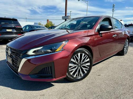 2024 Nissan Altima 2.5 SV