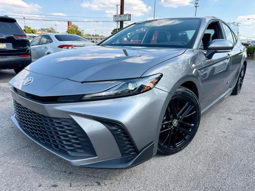 2025 Toyota Camry XLE