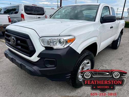 White 2022 Toyota Tacoma SR