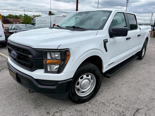 Oxford White 2023 Ford F-150 XL