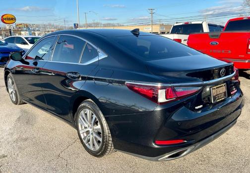 2019 Lexus ES 350 Luxury