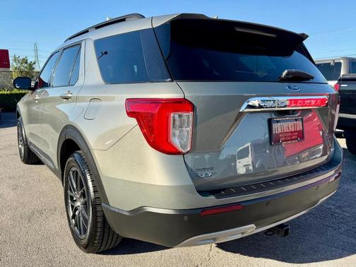 Silver Spruce Metallic 2020 Ford Explorer XLT