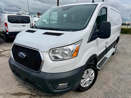 Oxford White 2021 Ford Transit-250 LOW ROOF W/SLIDING PASS. 130-IN. WB