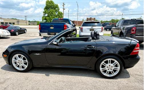 2004 Mercedes-Benz SLK-Class Base
