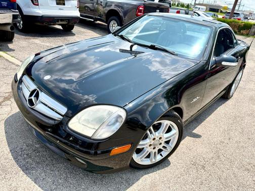 2004 Mercedes-Benz SLK-Class Base