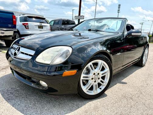 2004 Mercedes-Benz SLK-Class Base