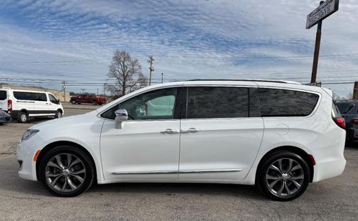 2017 Chrysler Pacifica Limited