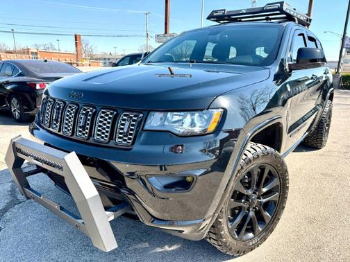 2017 Jeep Grand Cherokee Altitude