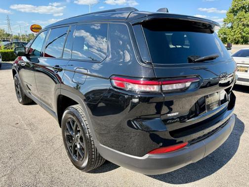 2024 Jeep Grand Cherokee L Laredo