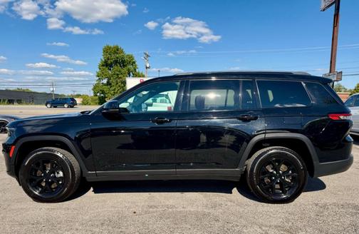 2024 Jeep Grand Cherokee L Laredo