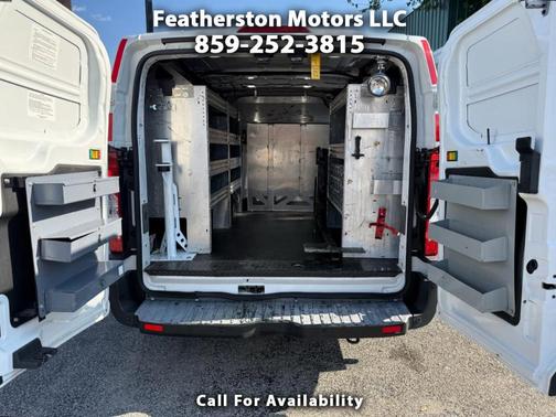 2022 Ford Transit-150 150 LOW ROOF W/SLIDING PASS. 130-IN. WB