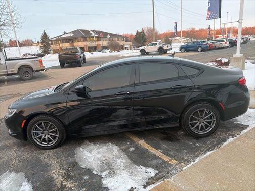 Black Clearcoat 2016 Chrysler 200 S