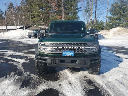 Eruption Green Metallic 2025 Ford Bronco Badlands