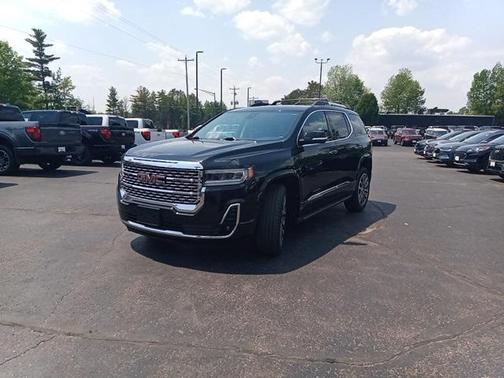 2020 GMC Acadia Denali