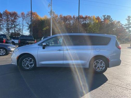 2023 Chrysler Pacifica Limited