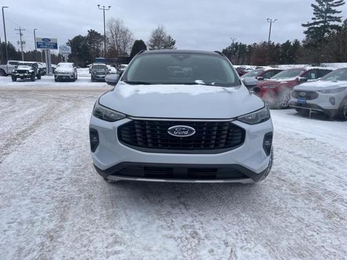 2026 Ford Escape PHEV SE