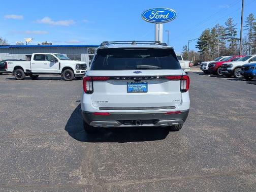 Space White Metallic 2026 Ford Explorer Active