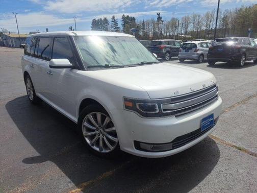 White Platinum Clearcoat Metallic 2014 Ford Flex Limited
