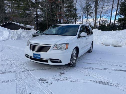 2014 Chrysler Town & Country Touring