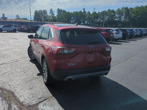 2021 Ford Escape Titanium