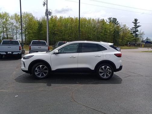 2023 Ford Escape Platinum