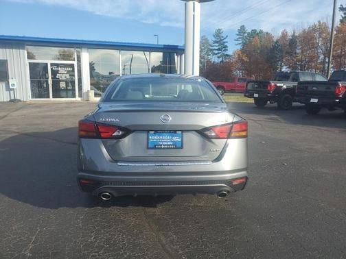 2020 Nissan Altima 2.5 SV