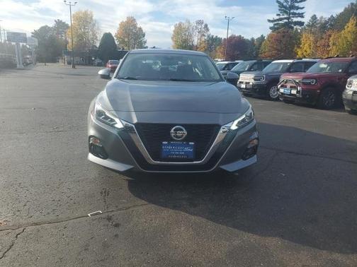 2020 Nissan Altima 2.5 SV