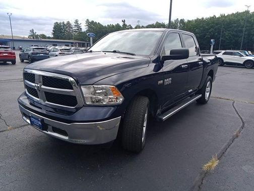 2017 RAM 1500 SLT