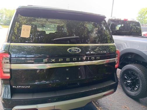 2024 Ford Expedition Platinum