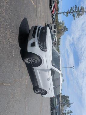 Oxford White 2025 Ford Expedition Platinum