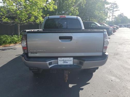 2014 Toyota Tacoma Base