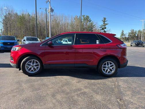Rapid Red Metallic Tinted Clearcoat 2024 Ford Edge SEL
