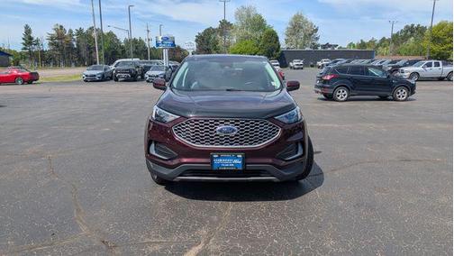 Burgundy Velvet Metallic Tinted Clearcoat 2023 Ford Edge SEL