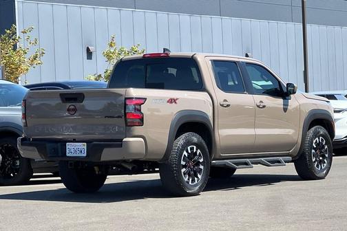2023 Nissan Frontier PRO-4X