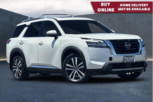2024 Nissan Pathfinder Platinum