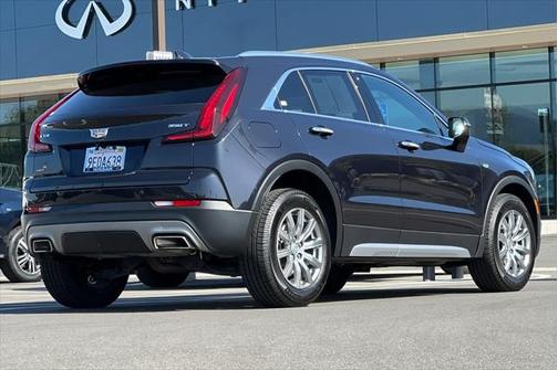 2023 Cadillac XT4 Premium Luxury