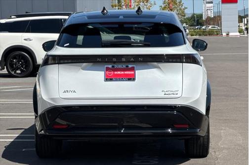 2025 Nissan ARIYA PLATINUM+ e-4ORCE