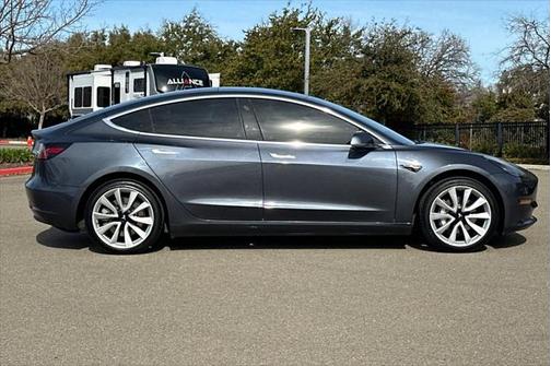 2019 Tesla Model 3 Mid Range