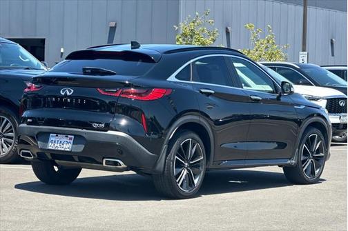 2022 INFINITI QX55 LUXE