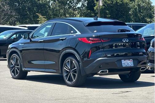 2022 INFINITI QX55 LUXE