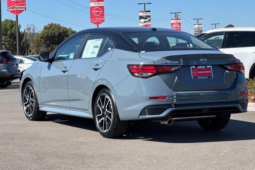 2025 Nissan Sentra SR