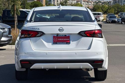 2025 Nissan Versa 1.6 SV