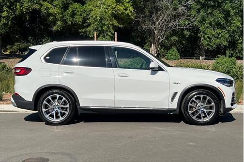 2023 BMW X5 PHEV xDrive45e