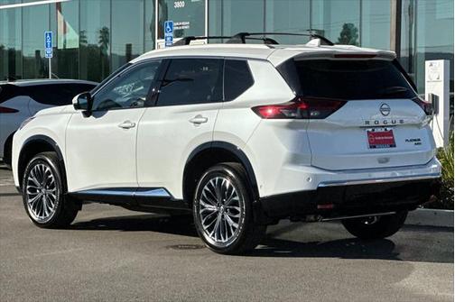 2025 Nissan Rogue Platinum