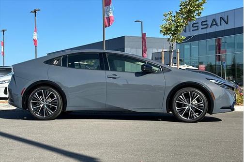 2024 Toyota Prius XLE
