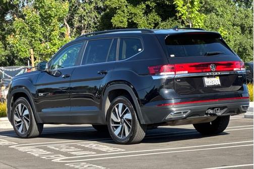 2024 Volkswagen Atlas 2.0T SE w/Technology 4MOTION