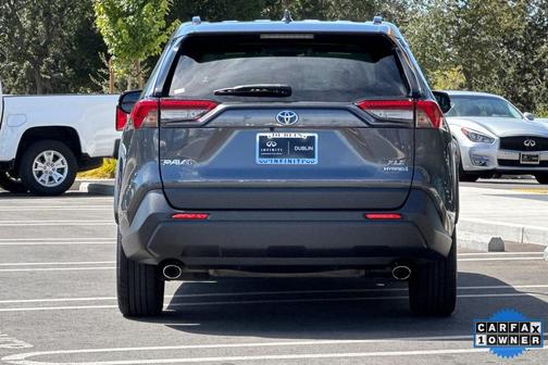 2022 Toyota RAV4 Hybrid XLE Premium