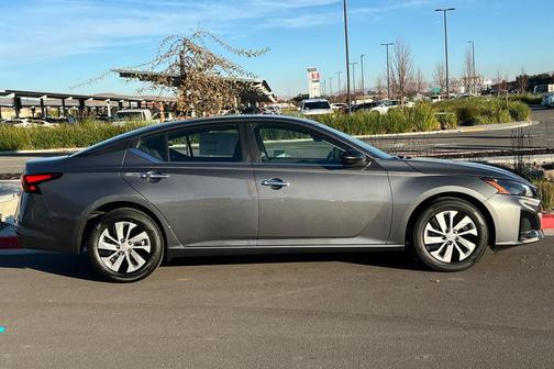 2025 Nissan Altima 2.5 S