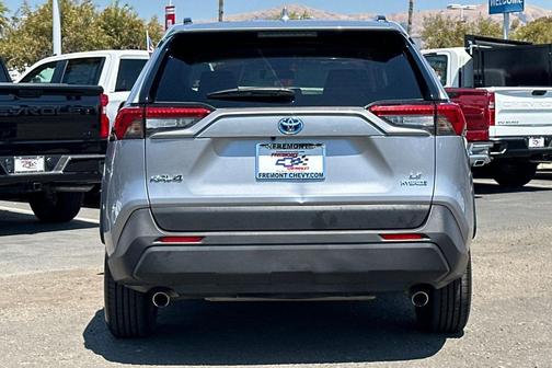 2022 Toyota RAV4 Hybrid LE
