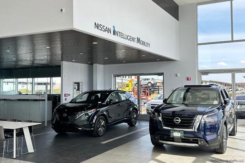 2023 Nissan Frontier SV